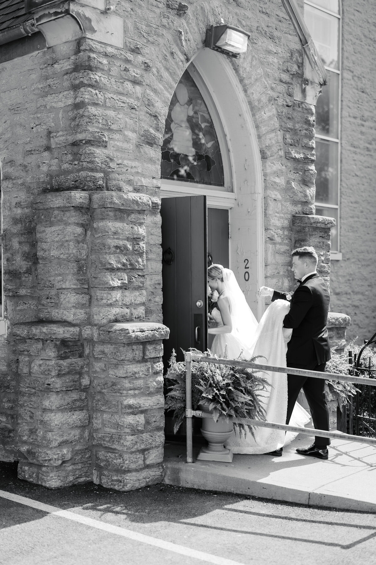 kasia-sickau-wedding-photographer-grace-alex-monastery-event-center-cincinnati-ohio1N1A1610