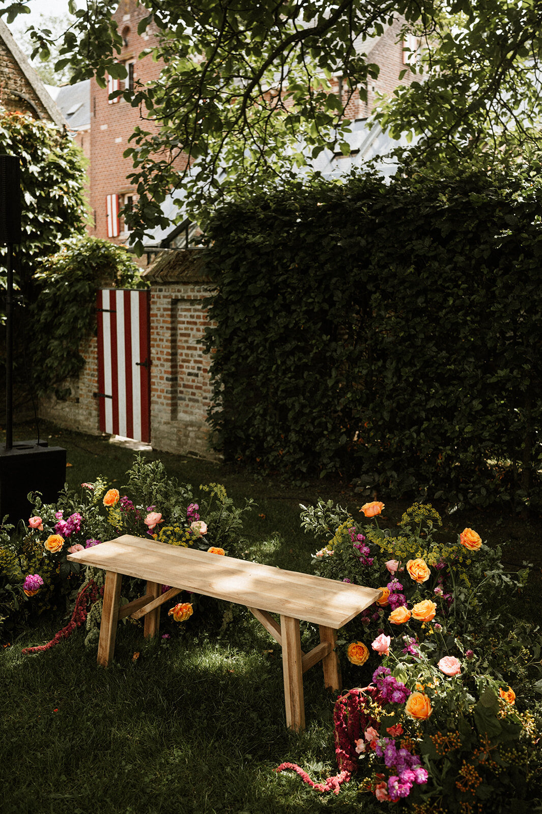 Herentals, salon weddings, moody, authentiek, alternatief trouwen,bruid, 2026, elopent, intiem, spontaan, tijdloos, trouwfotograaf, antwerpen - ceremonie-15
