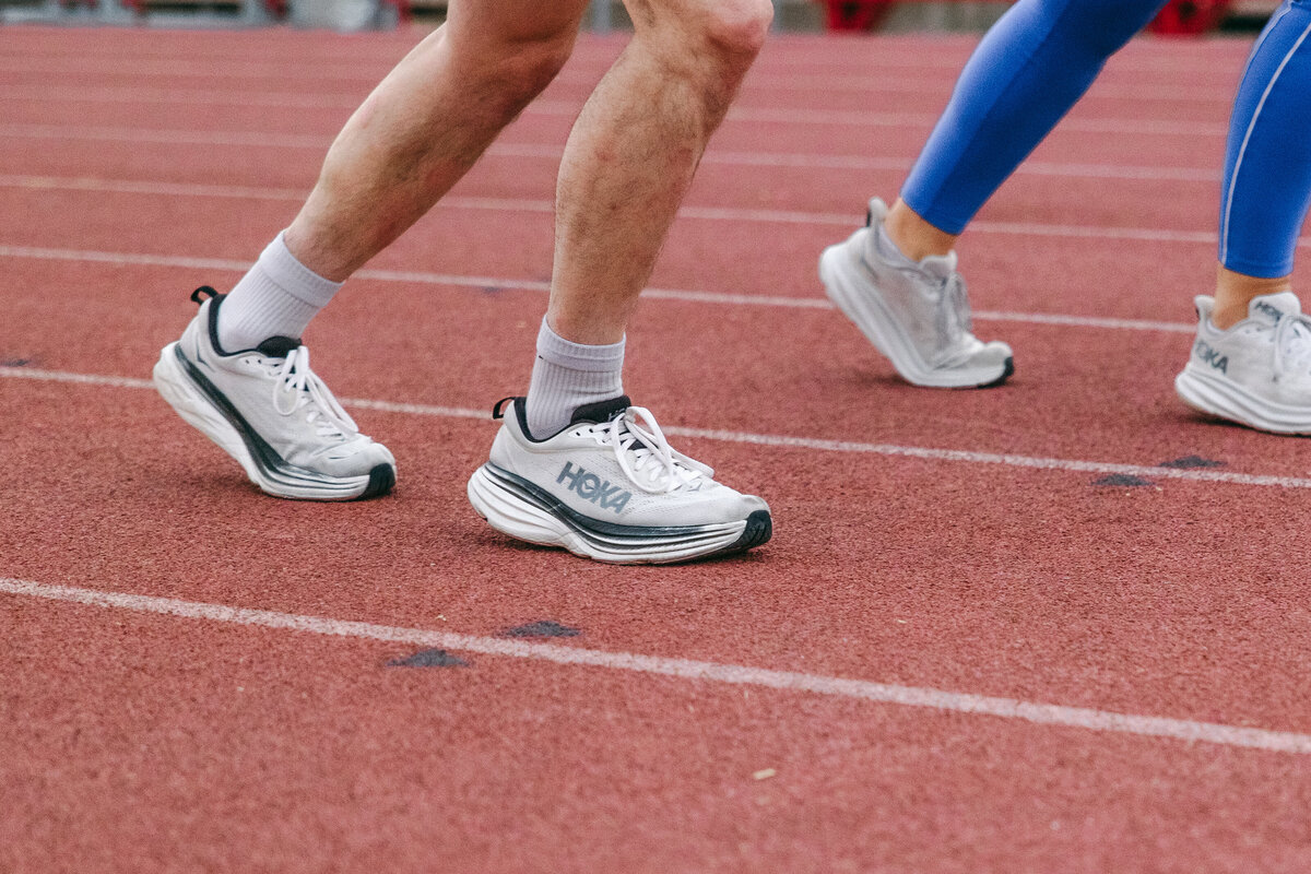 High-impact video ad for high-performance running shoes, showcasing cutting-edge technology and elite runner performance.