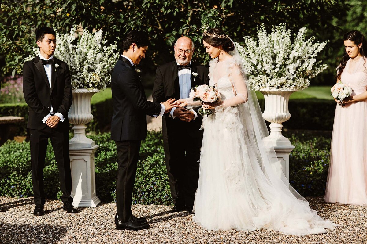 jaclyn-fisher-events-planning-timeless-summer-estate-wedding-in-philadelphia-91