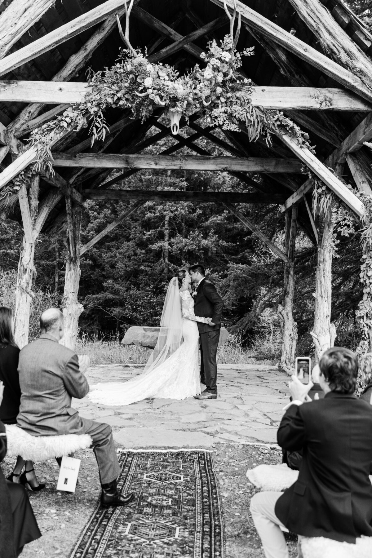 AbieLivesayPhotography-DuntonHotSpringsPhotographer-ElizabethCHristopher-Preview-50-2