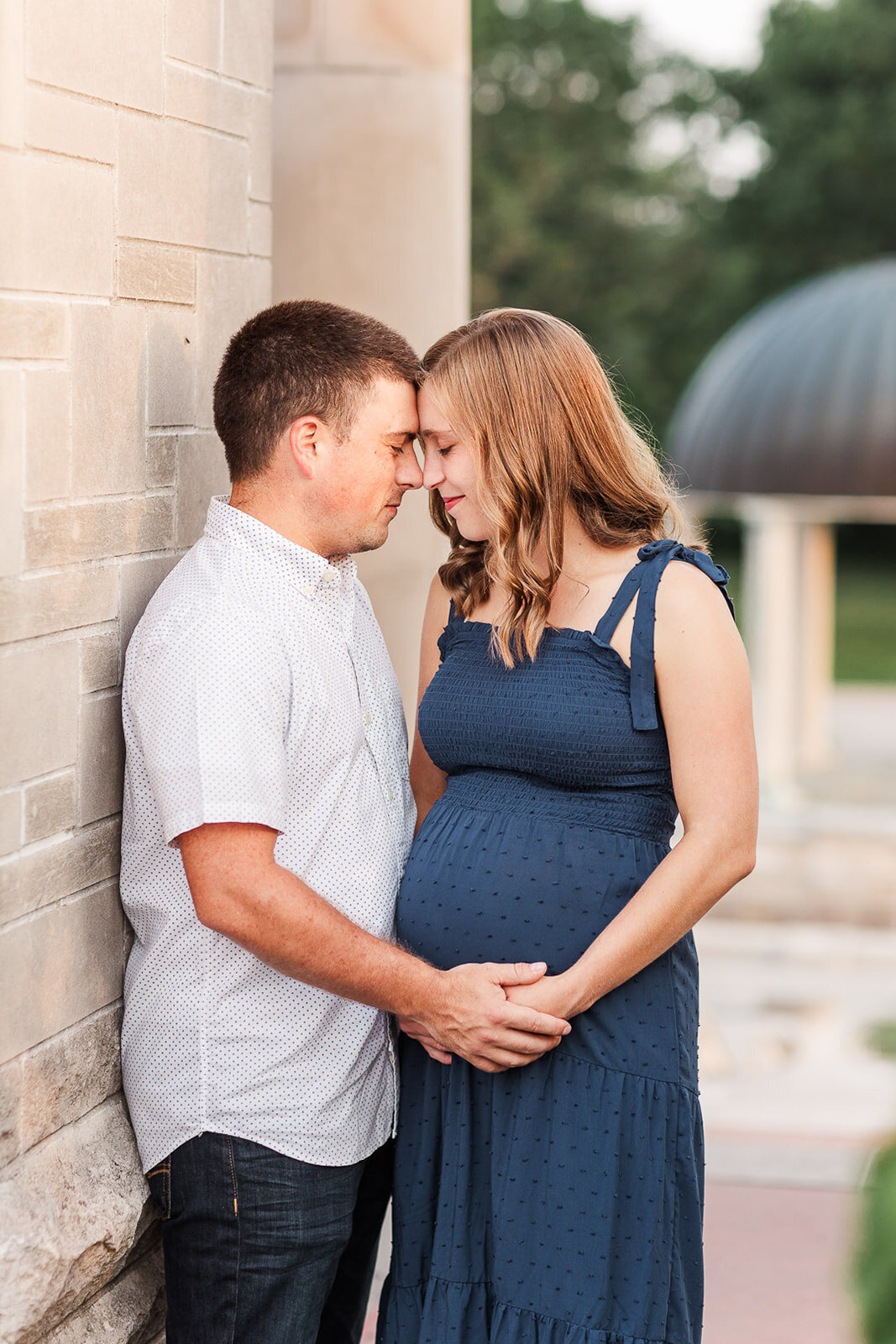 2023 Maternity Session _ Cox Hall Gardens_Alexis Fox Photography + Maternity Session + Cox Hall Gardents + Carmel + Indiana (19 of 24)