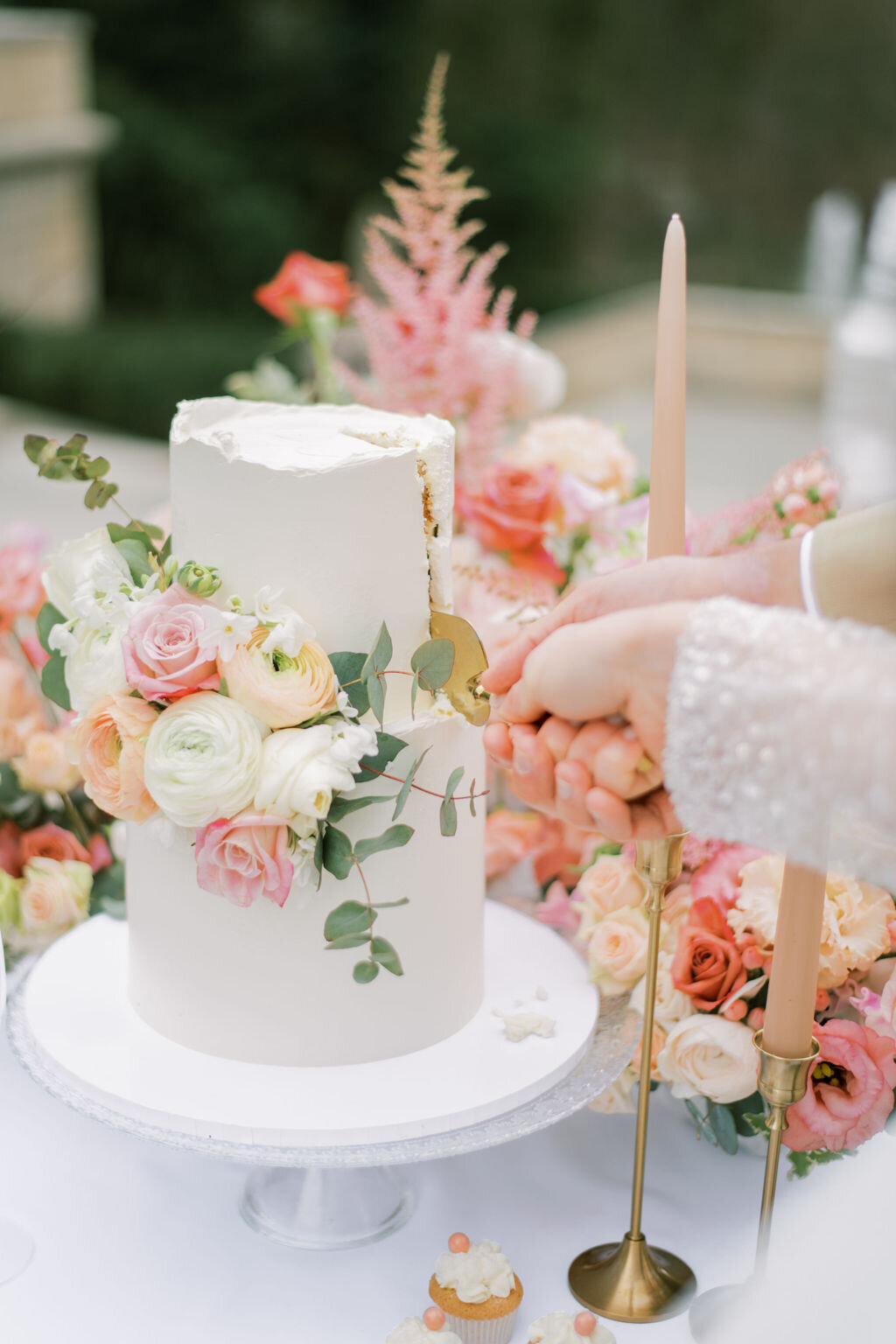 wedding-cake-floral-design-fine-art