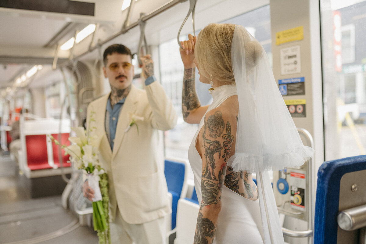 toronto-city-elopement-city-hall-edgy-nontradional-thedrake-rainy-day-cool-alternative-070