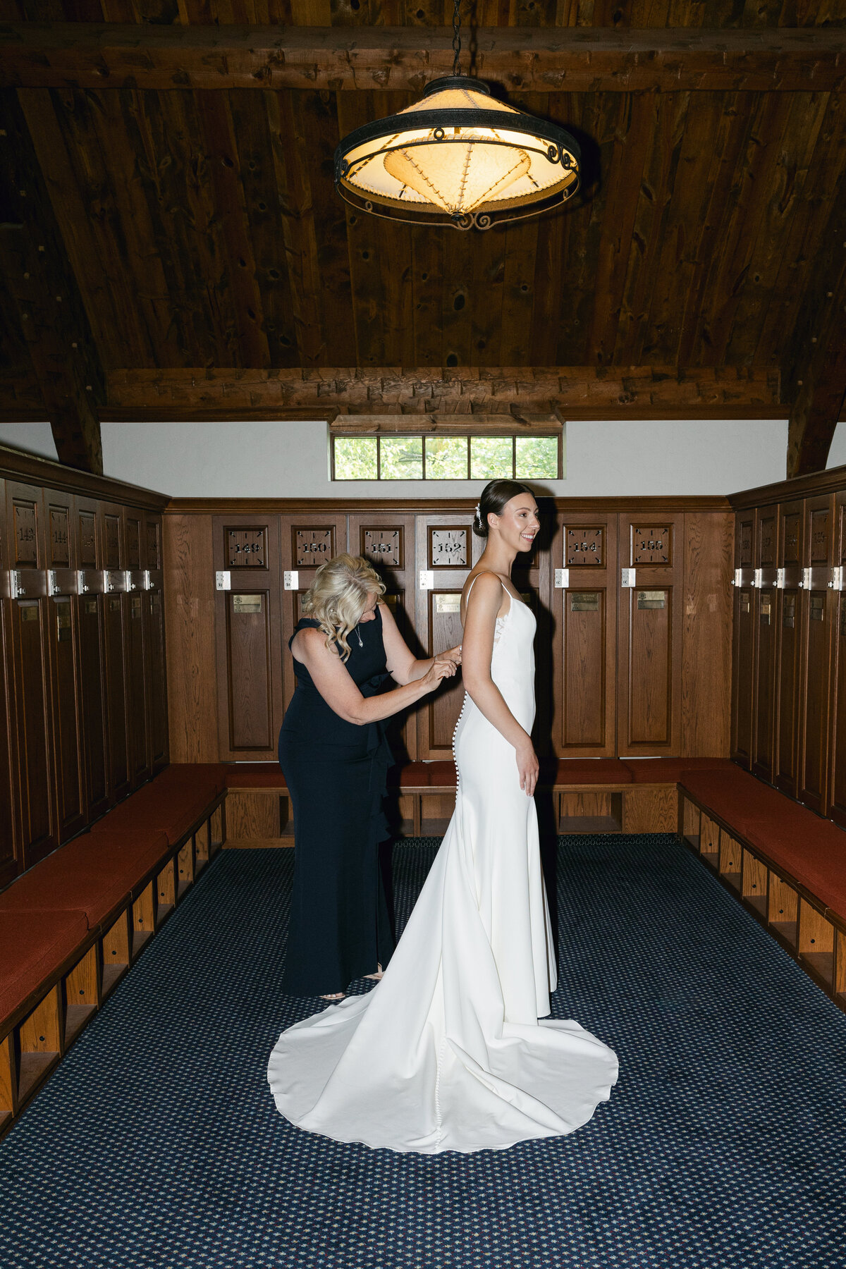 Moe + Andrew Wedding Getting Ready + Family First Looks-Mariah Jones Photography-22