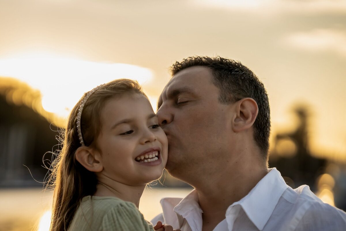 Brisbane-Family-Portrait-Maternity-Girl-on-Beach-during-Sunset-11