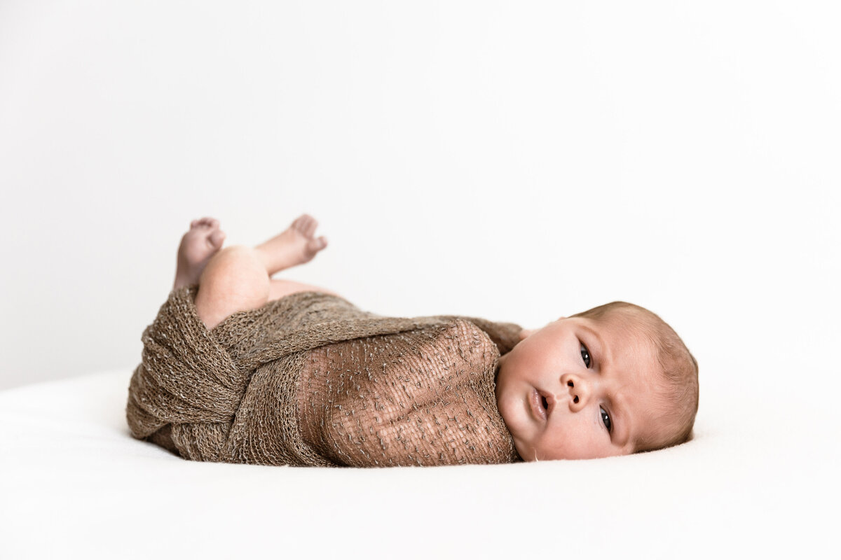 Blury Photography - BRISBANE NEWBORN PHOTOGRAPHY - newborn photographer - brisbane - baby - photography - bump to baby 1
