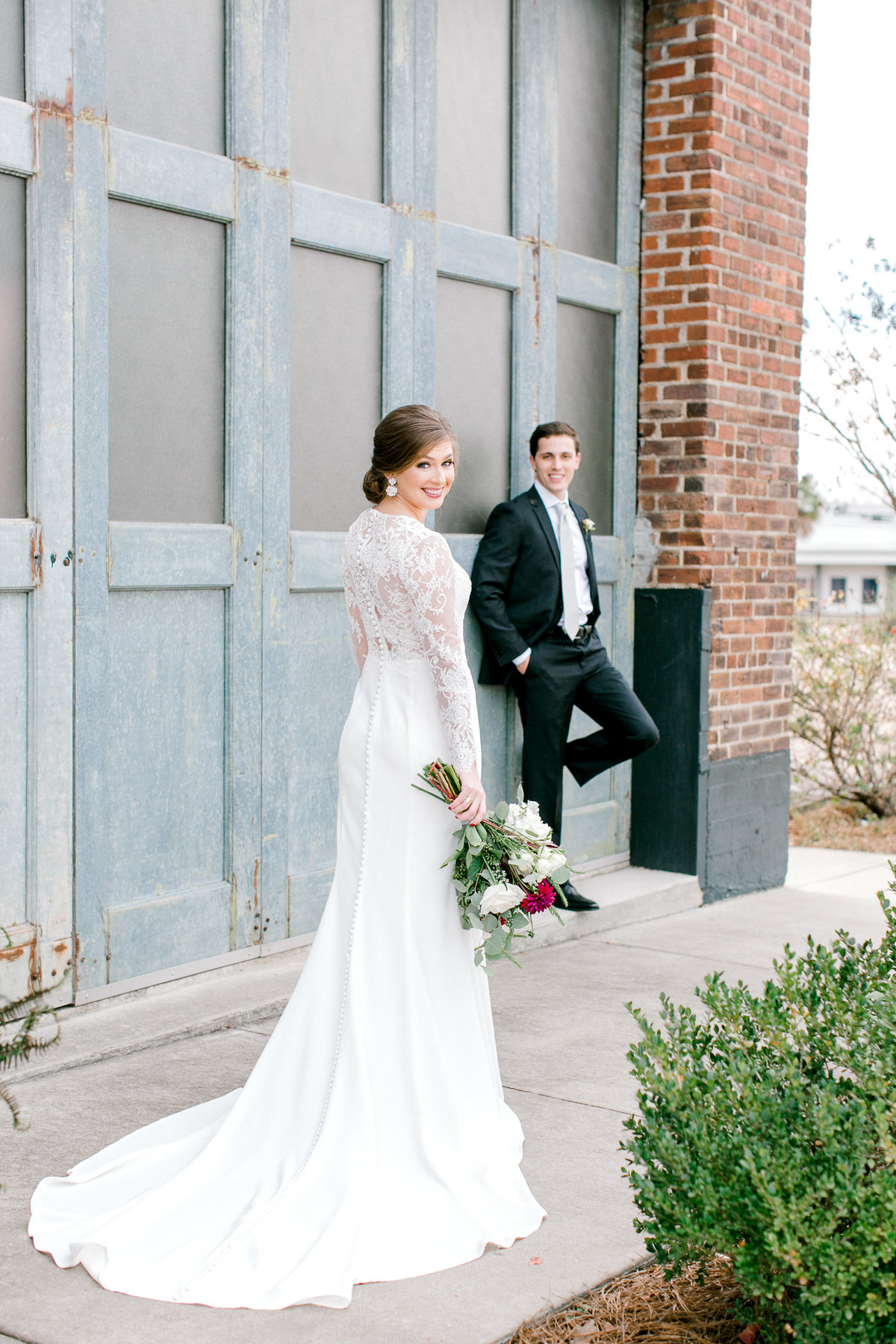 34_Serena & Hunter Wedding_Lindsay Ott Photography