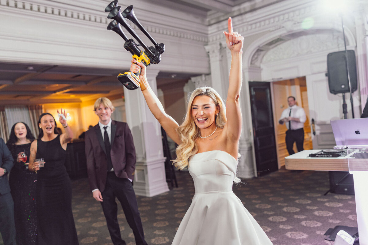 250330-Christina&Joe-TheParkSavoy-Wedding-FlorhamPark-NJ-Previews-Web-160