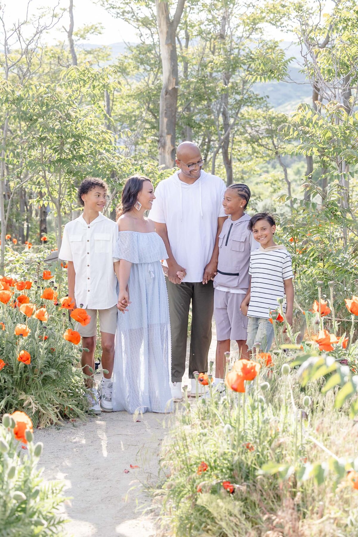 CO-Magnolia-and-Grace-Photography-Co-Family-Session-Utah-County-Eagle-Mountain-Spring-Mini-Poppy-Session-RandiC# (1)-8