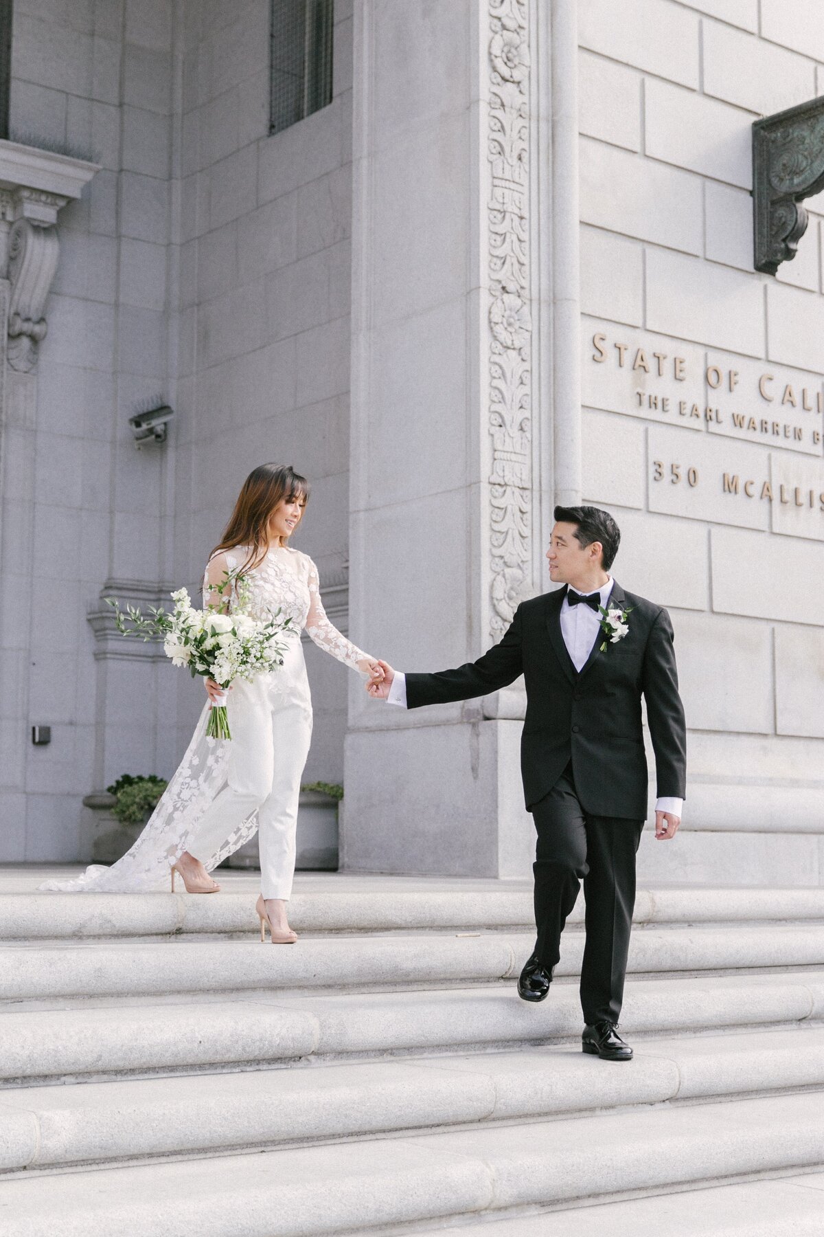 san-francisco-city-hall-spring-urban-elopement-19
