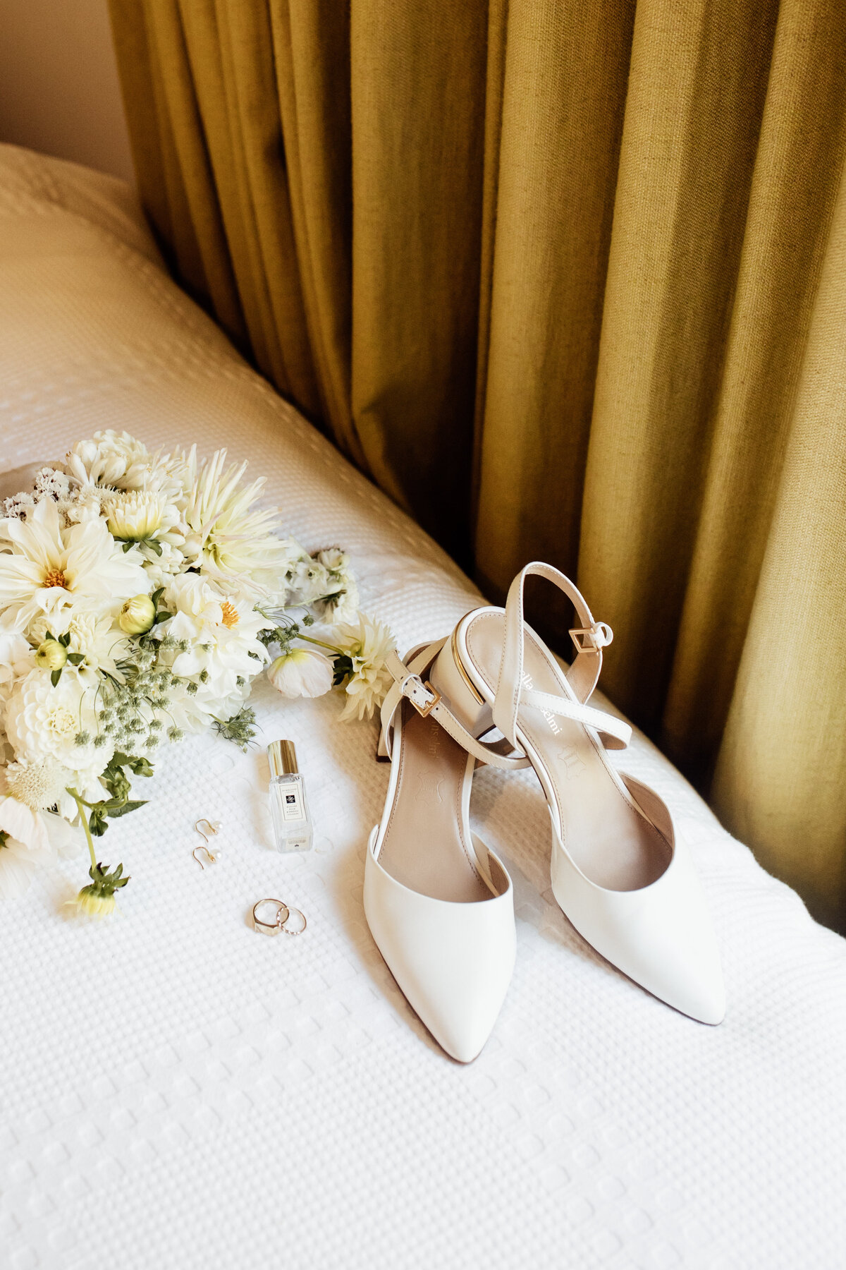 SNEAK PEEKS-1458
