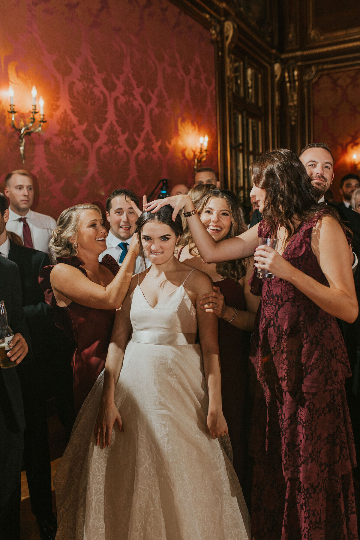 WELLING-FLORES.Wedding.EngineersClub-rcptn-236