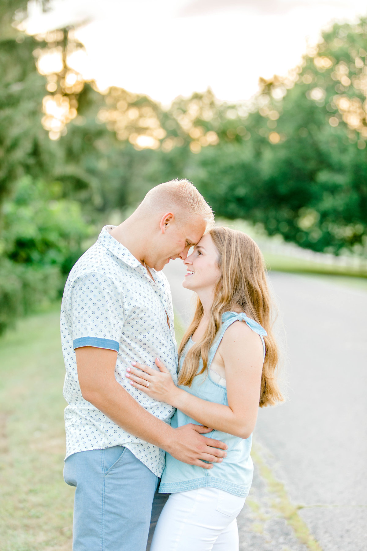 INDIANAPOLIS ENGAGEMENT PHOTOS AT FORT HARRISON STATE PARK