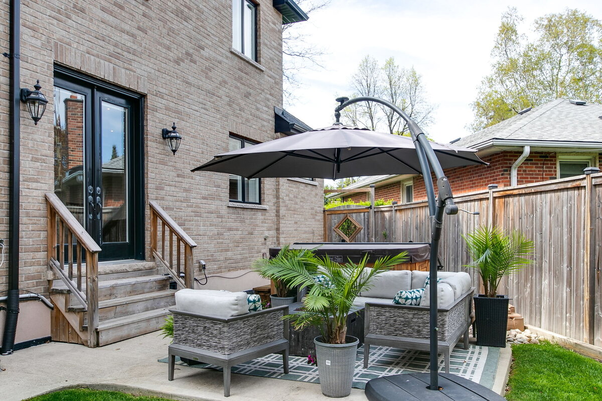 73-web-or-mls-74_009_Backyard