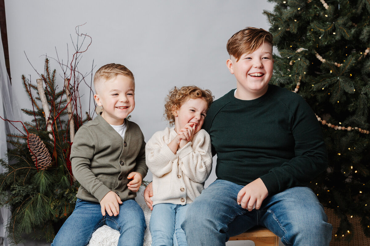 Christmas-mini-session-Chelsey-Kae-Photography-2025-5522