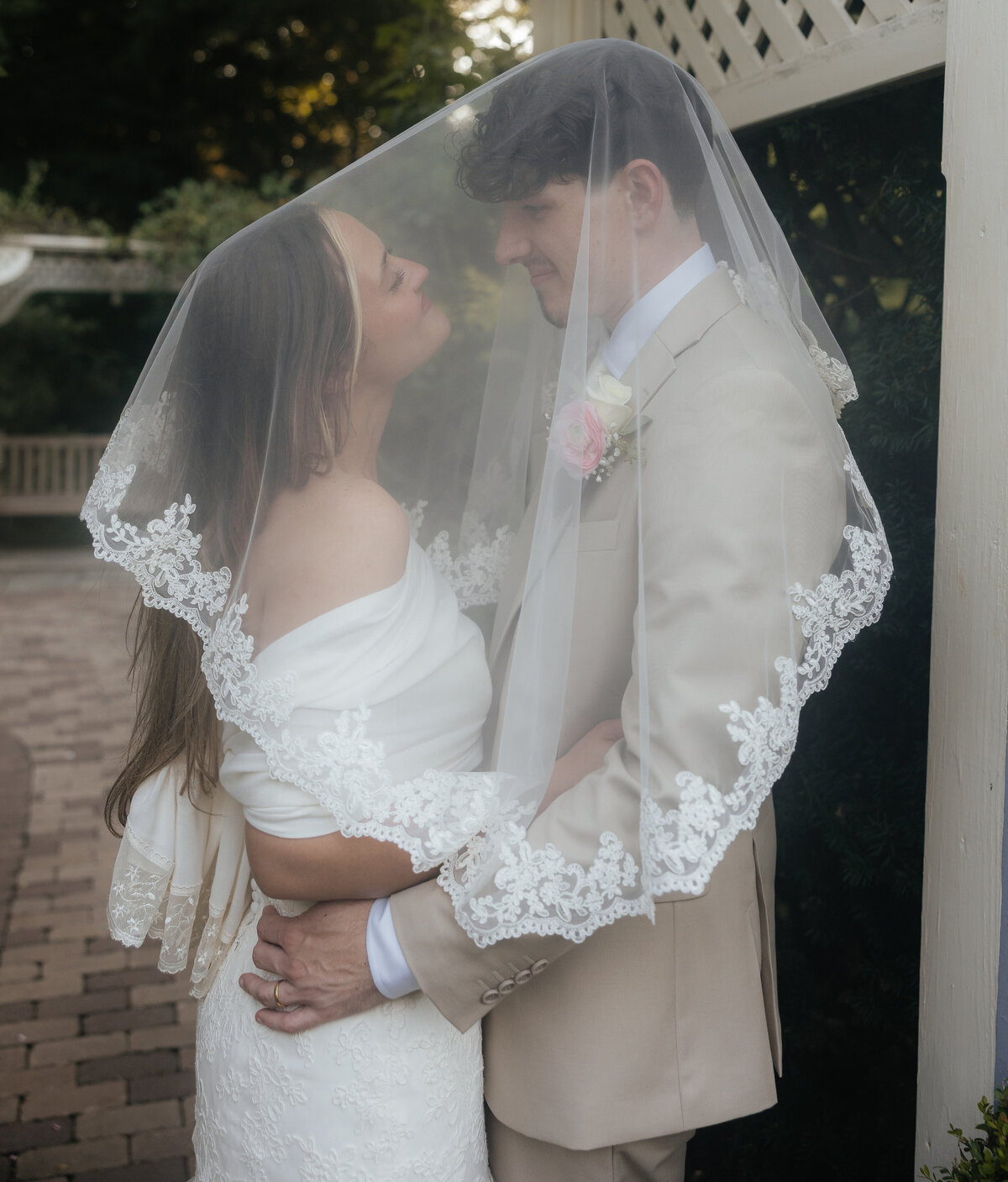 Destiny and Zane_Luminous Treasures Weddings-418