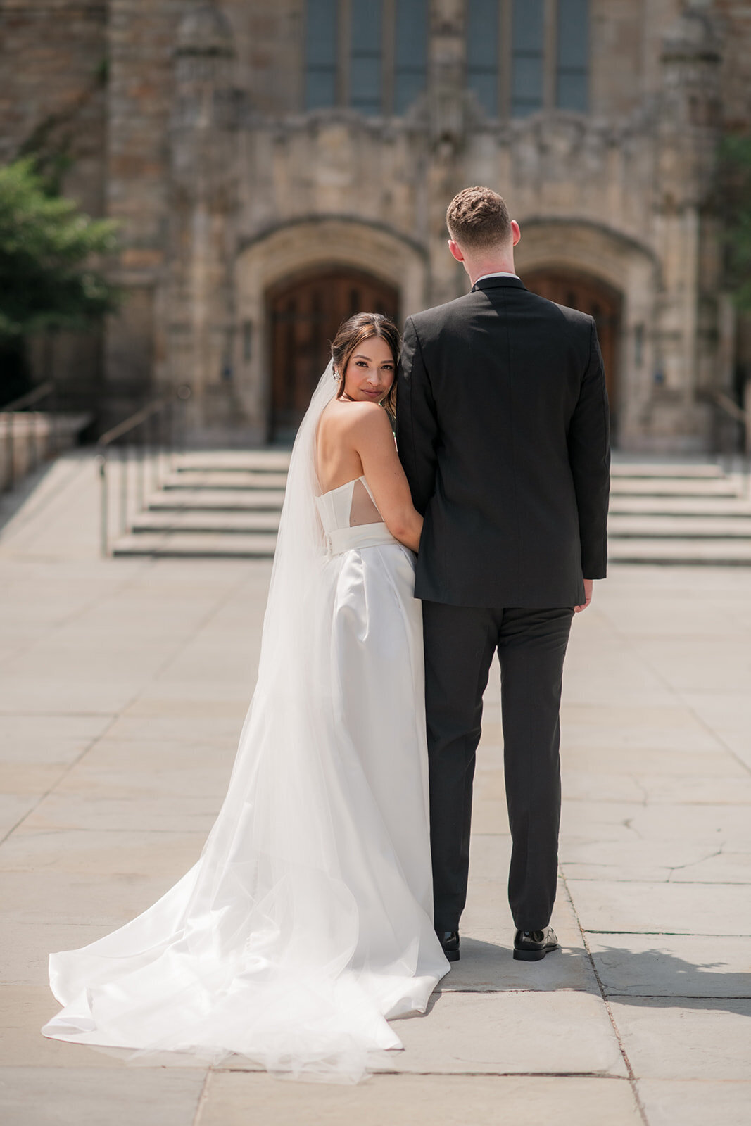 Tyde at Walnut Beach Timeless Black Tie Summer Wedding