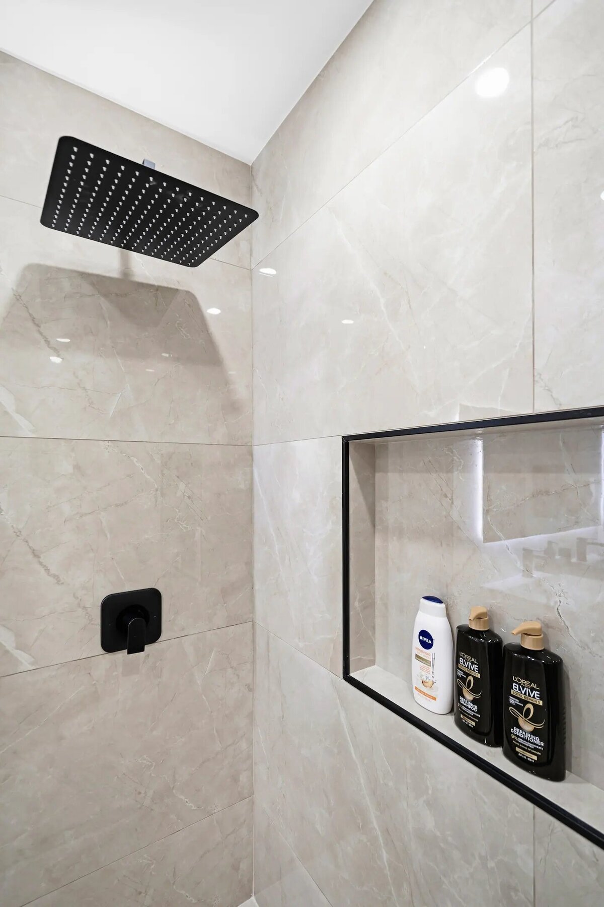 Bathroom 1 (3)