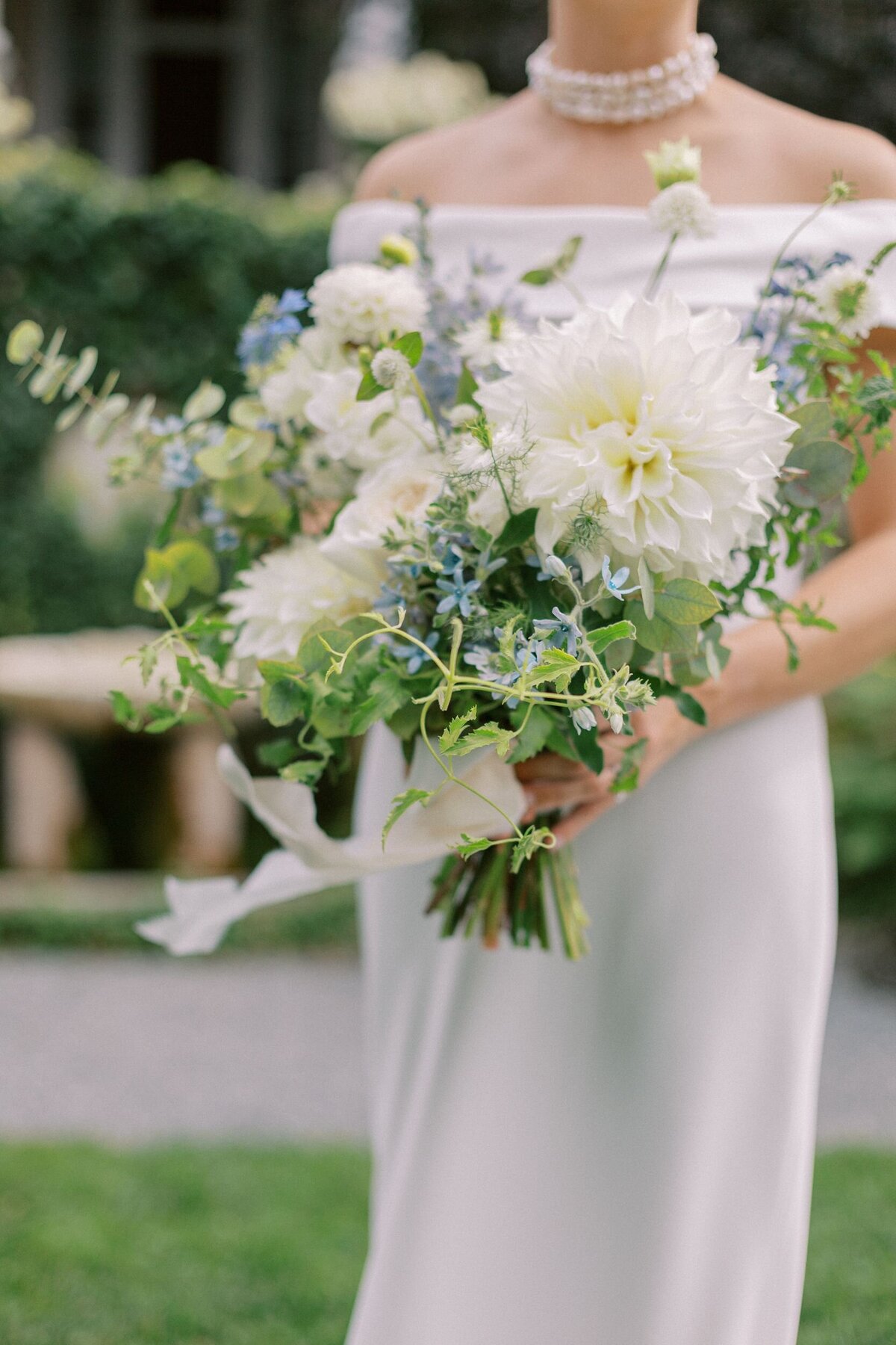 Caitlin-Chris-Blithewold-Mansion-Wedding-13