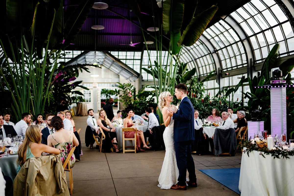 Aspen-Avenue-Chicago-Wedding-Photograper-Garfield-Park-Conservatory-Wedding-Venue-Elegant-Classy-B-Weddings-Mia-Solano-Miss-Stella-York-161