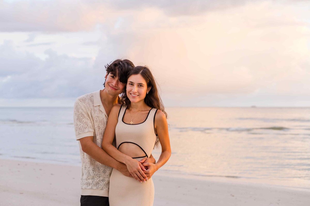 15-couple-beach-pink-sky