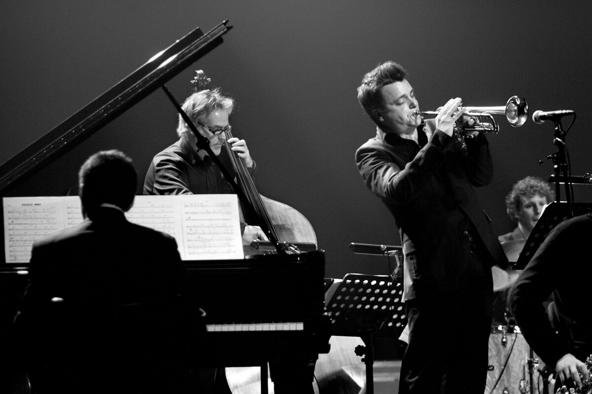Bart Van der Moeren - BackOnFront - 024 - The Rebirth Collective