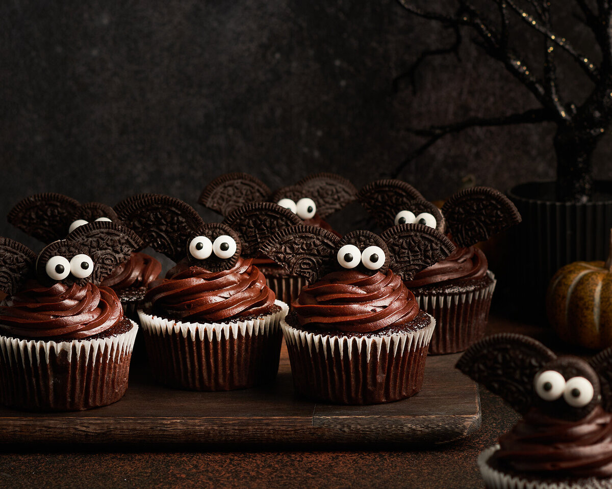 bat cupcakes - hero 04