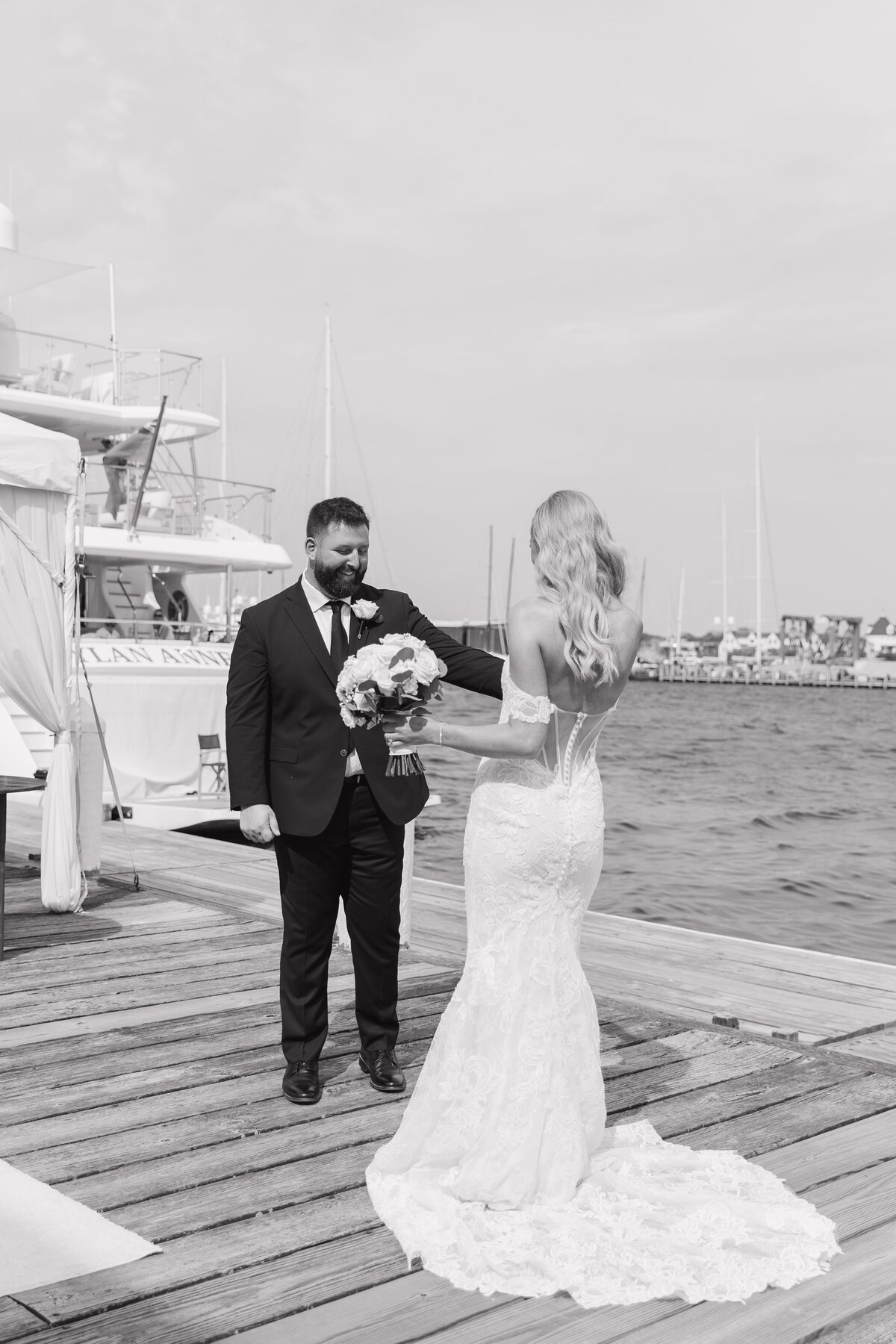 K. Lauren Photography - Kayla & Michael Sneak Peeks-10