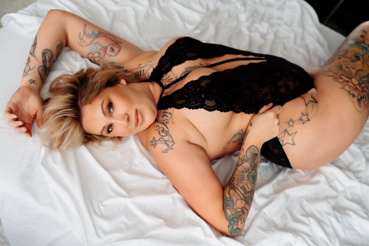 bed boudoir