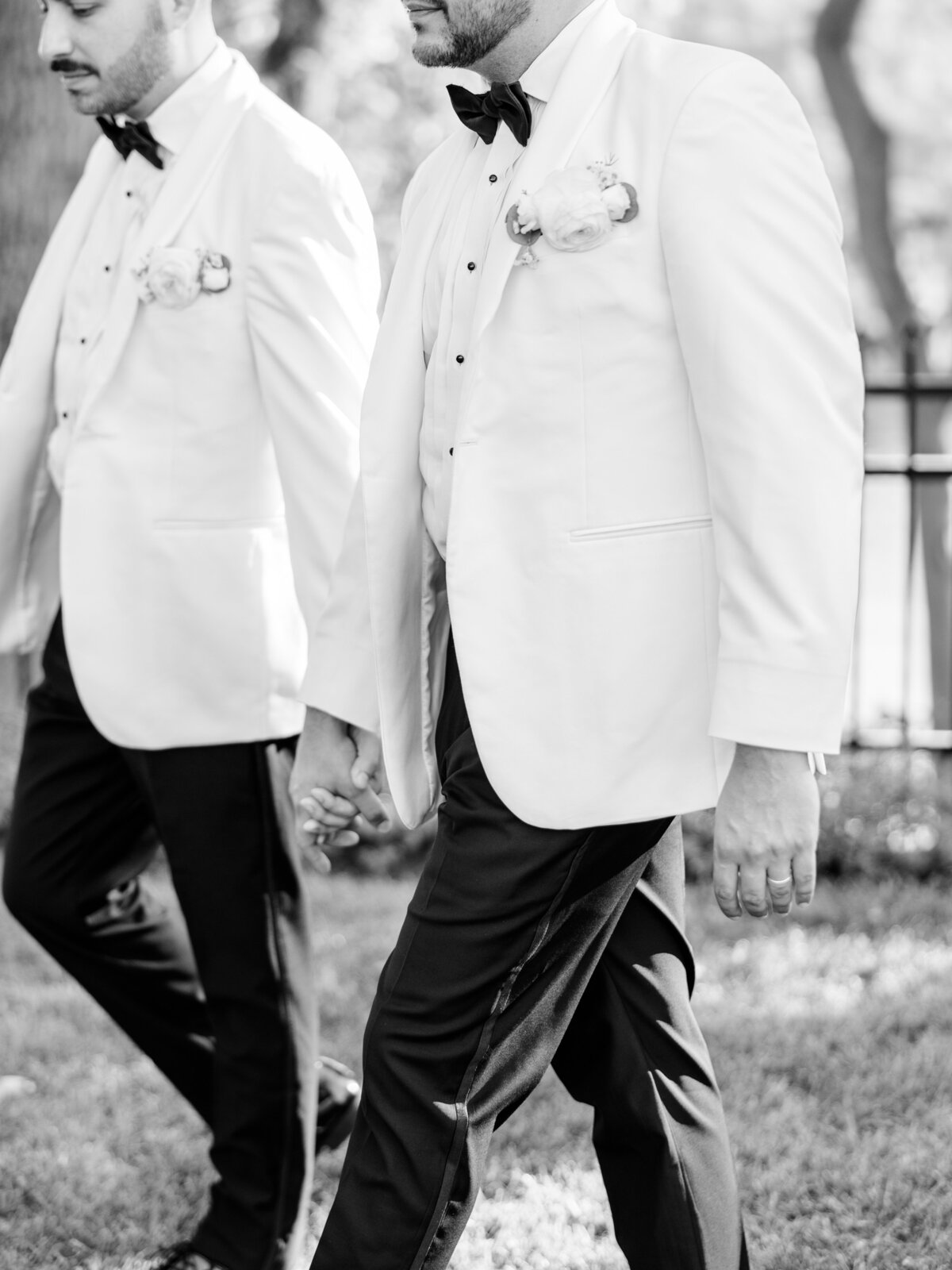 brittany-graf-photography-andrew-anthony-wedding-saint-clements-castle-portland-ct-couples-portraits-76