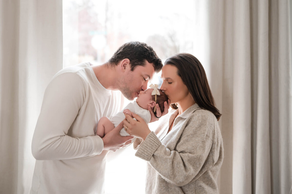 Detroit-Area-Newborn-Photographer-1711