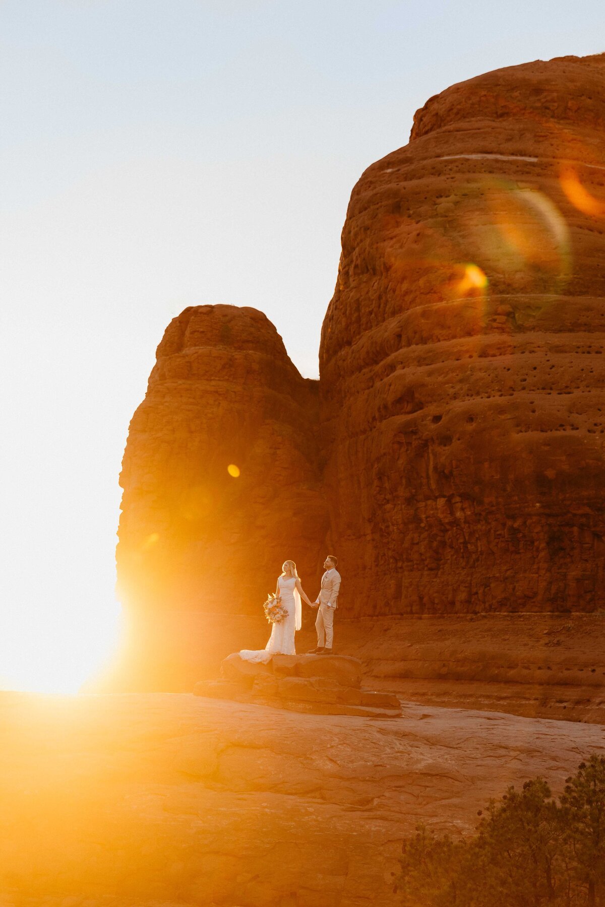 Sedona-Arizona-Red-Rock-Elopement-Wedding-Photographer_0003