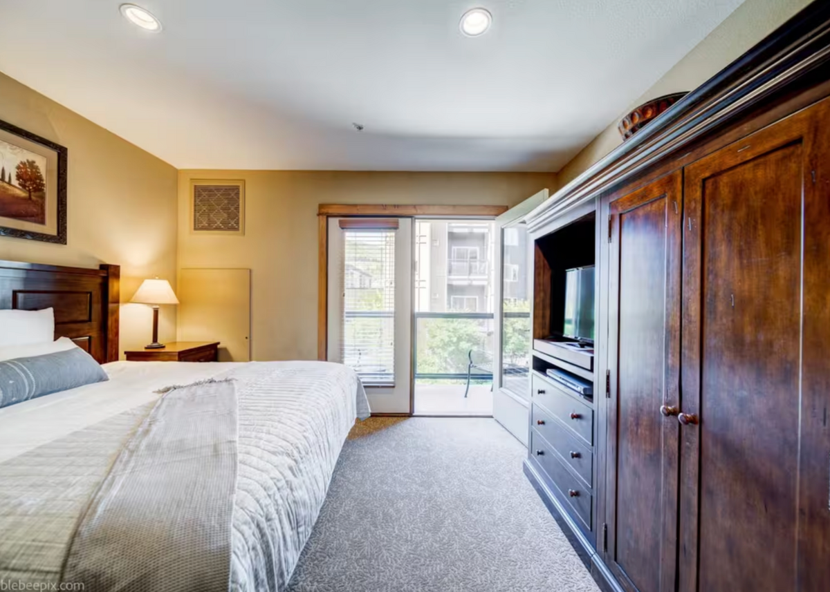 SILVER MOUNTAIN CONDO 5
