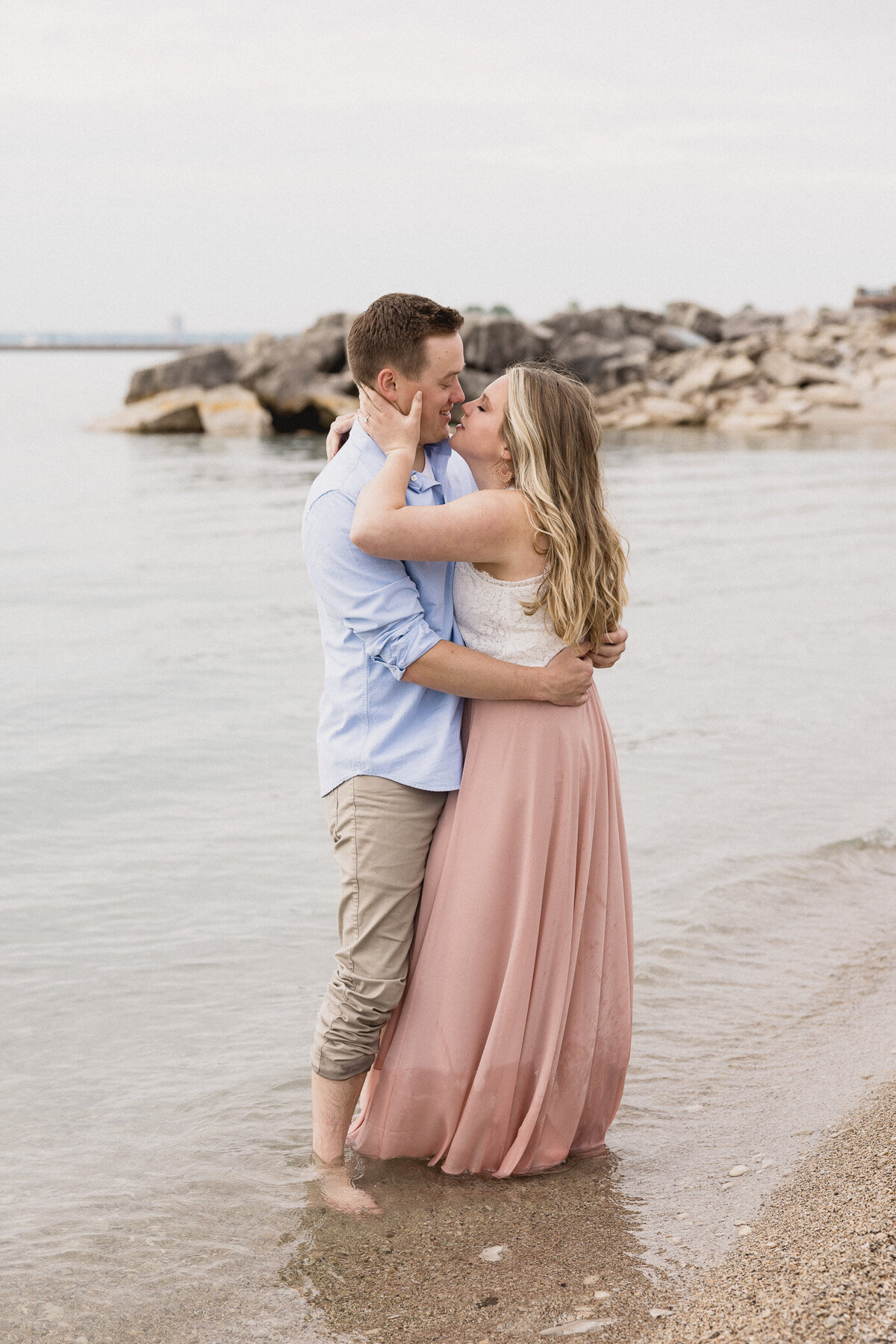 downtown-milwaukee-engagement-session-67