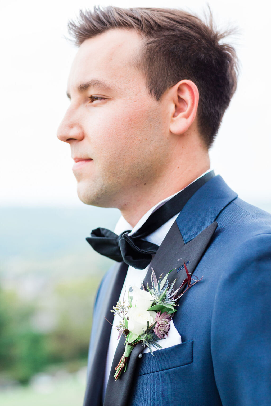 groom portrait