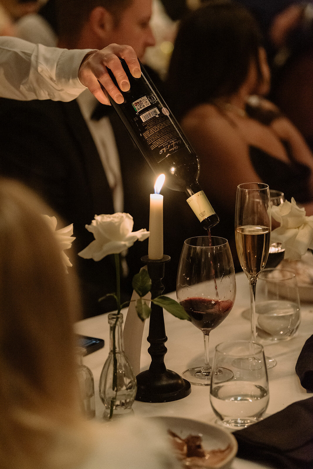intimate-wedding-dinner