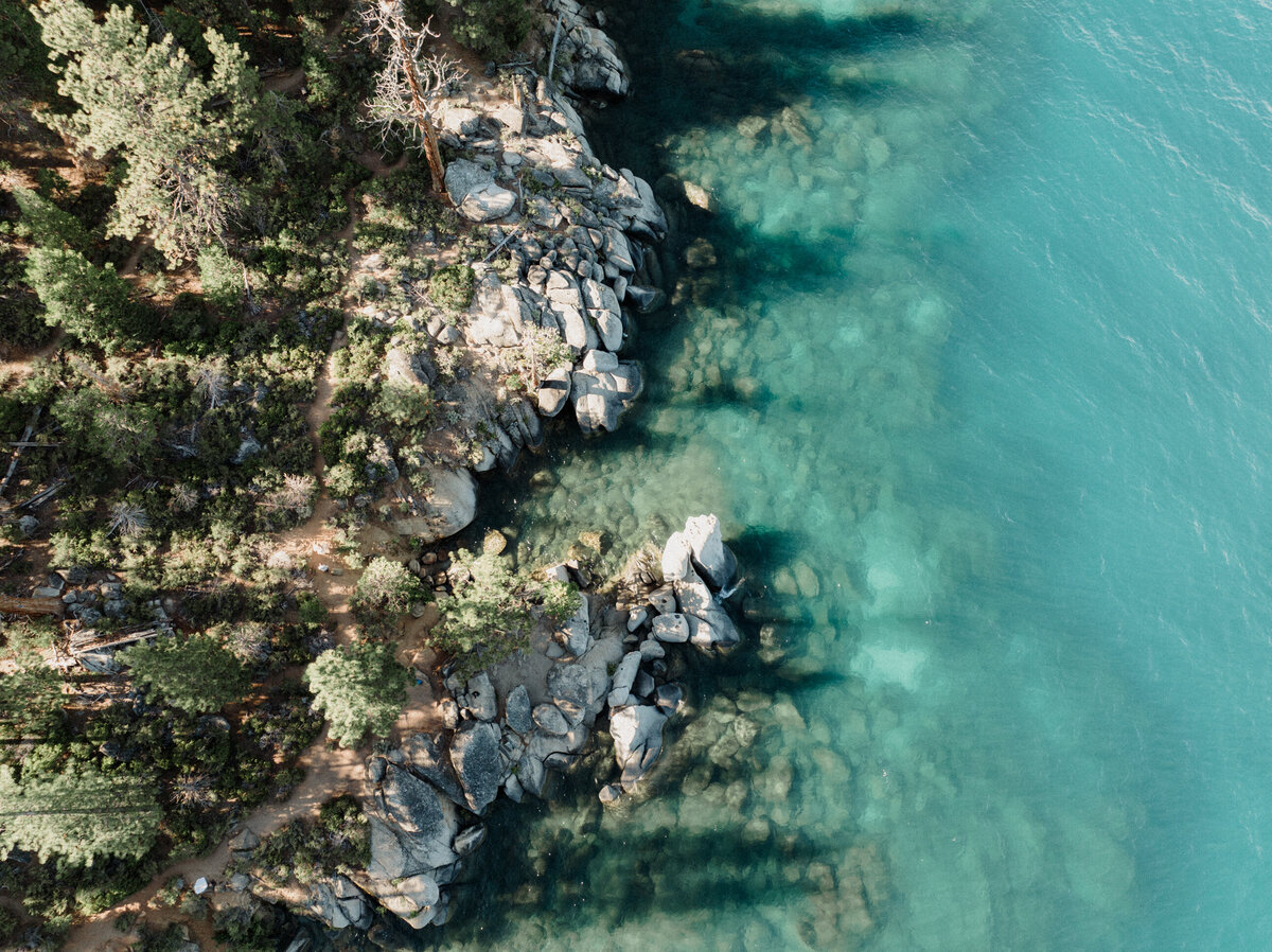 265 Lake-Tahoe-Elopement-Photographer_California-elopement_Adventure-elopement-photographer_Hiking_Lisa-&-Adam-0231