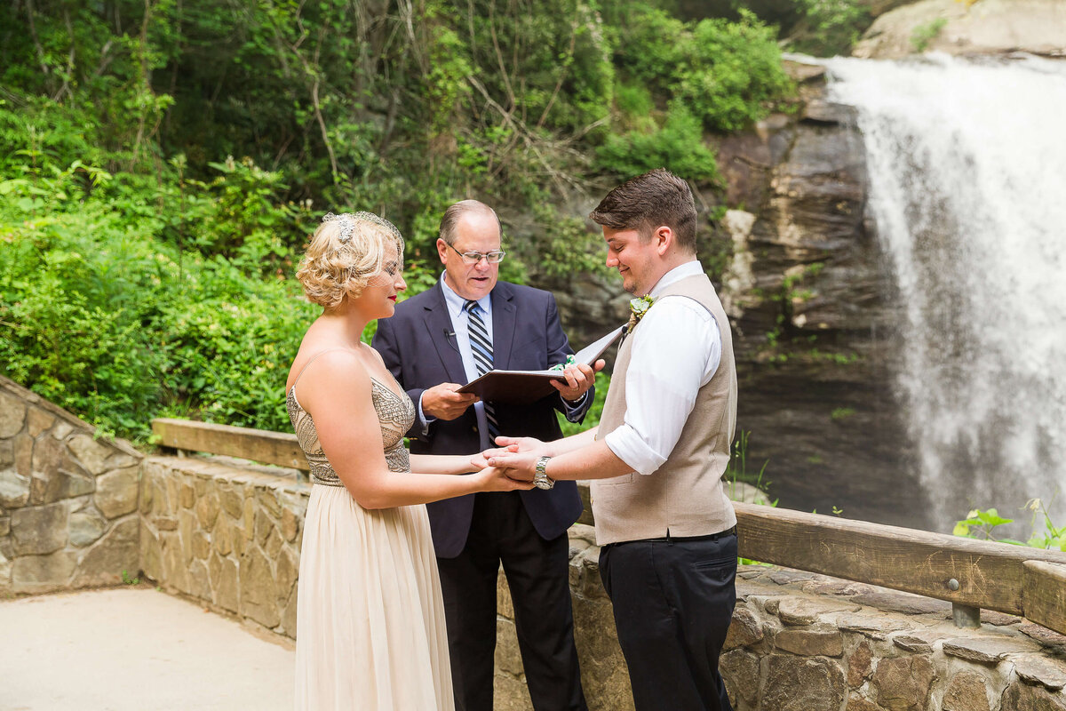 Looking-Glass-Falls-NC-Elopement-3