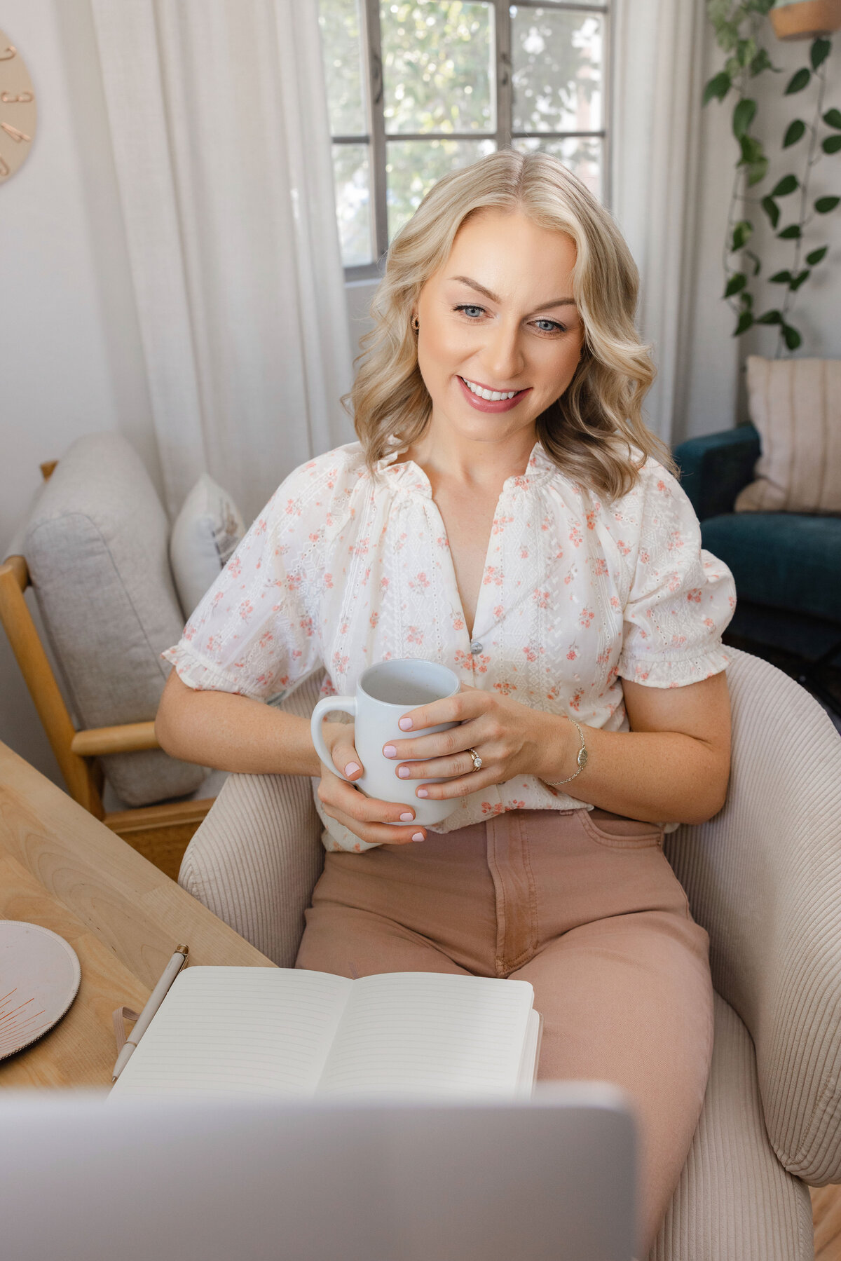 sacramentotherapistheadshot3