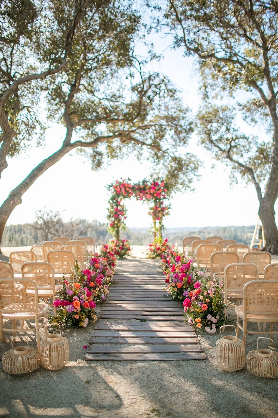 colorful-ceremony-chuppah-meghan-2