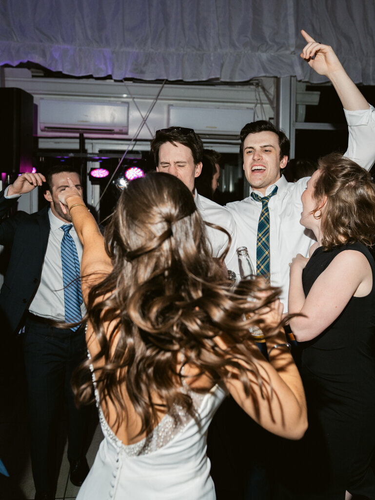 Silver-Swan-Bayside-Wedding-76