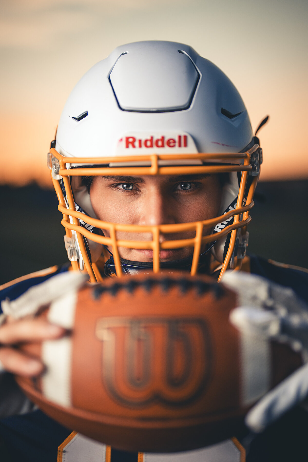 2025Senior08Thade-HiRes-0057