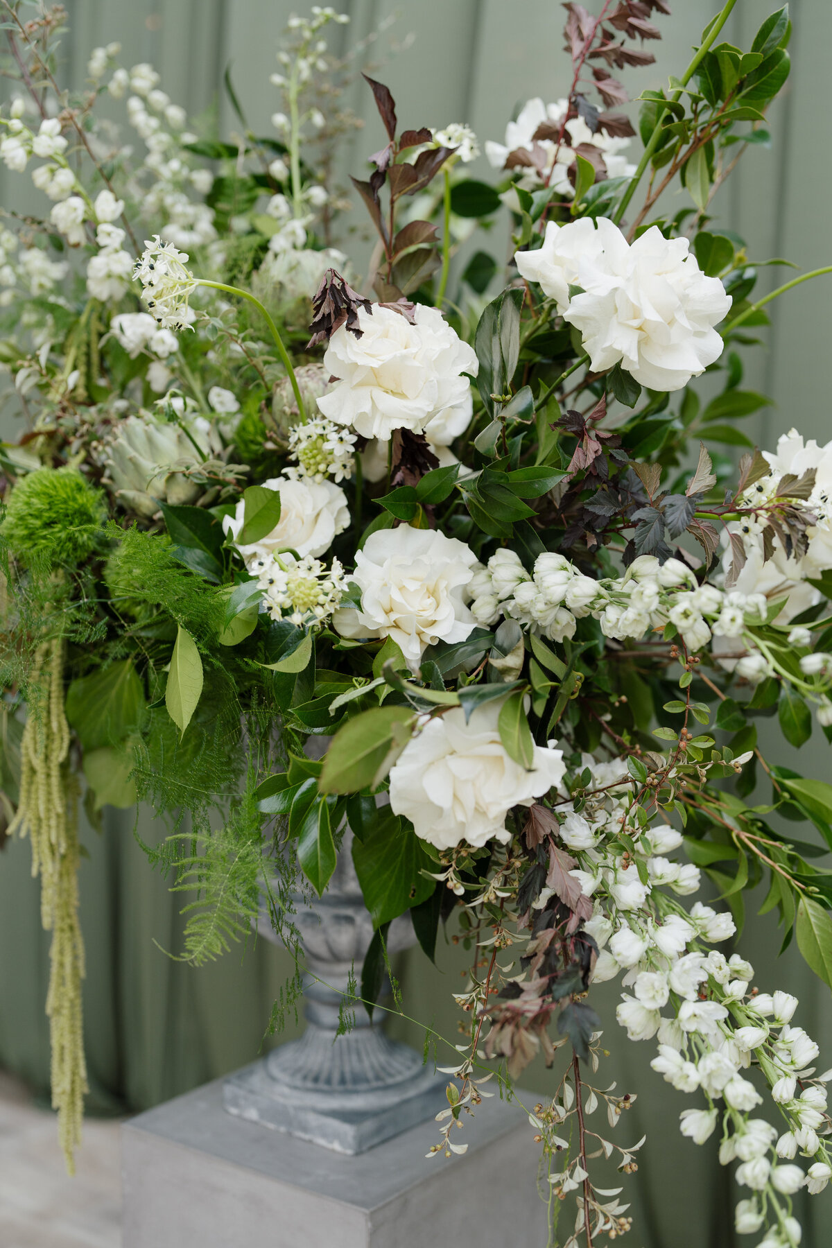 Chicago Illuminating Company Modern Greenery Wedding by Life In Bloom_25