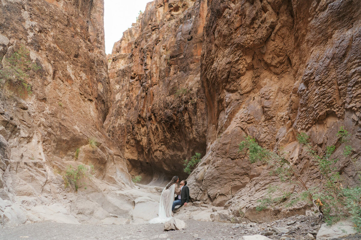 Adventure-elopement-photographer-21