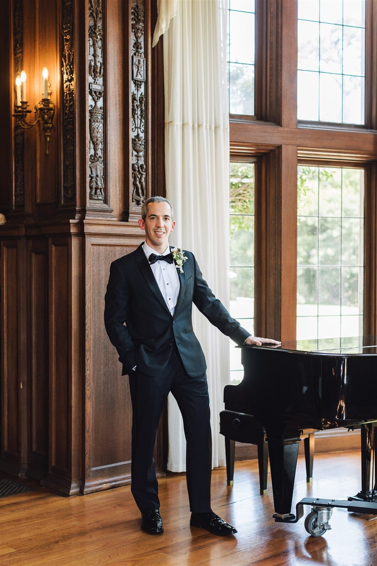 kohl-mansion-wedding-alyssa-johnny-ashley-carlascio-photography-0244