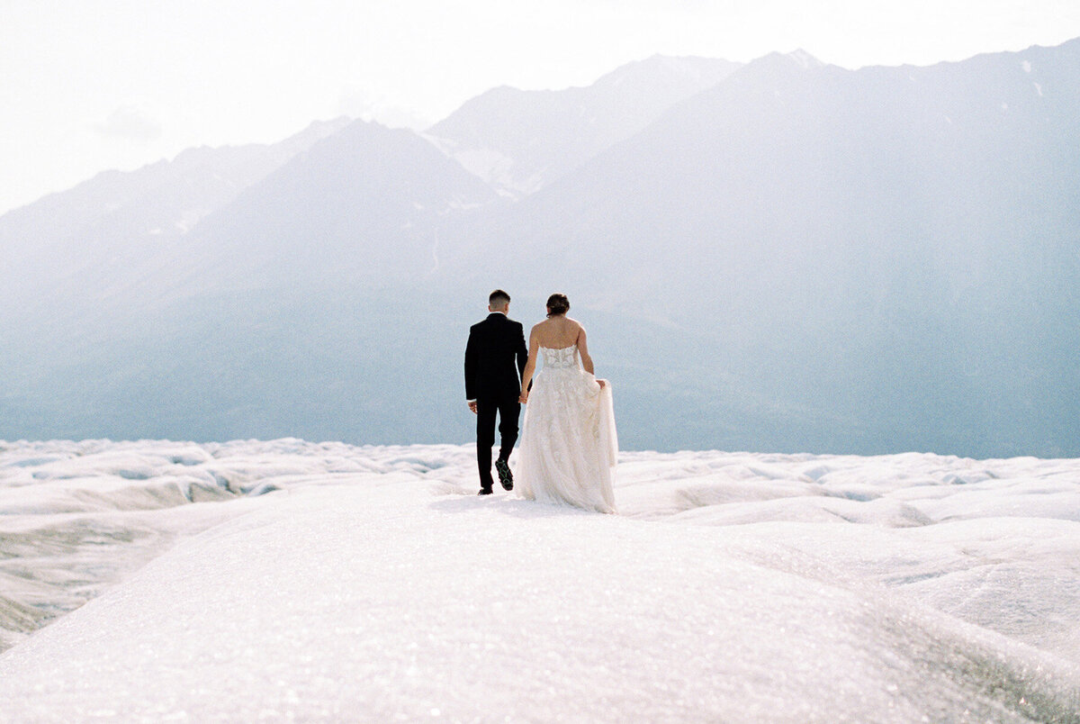 Alaska_Wedding_Elopement_CorinneGraves_1040