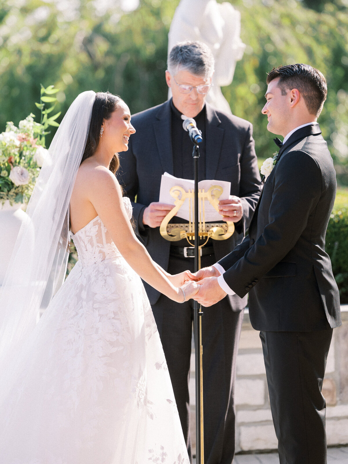 anne-troxel-photography-luxury-pittsburgh-wedding-nemacolin-woodlands-lgbtq-light-and-airy-71