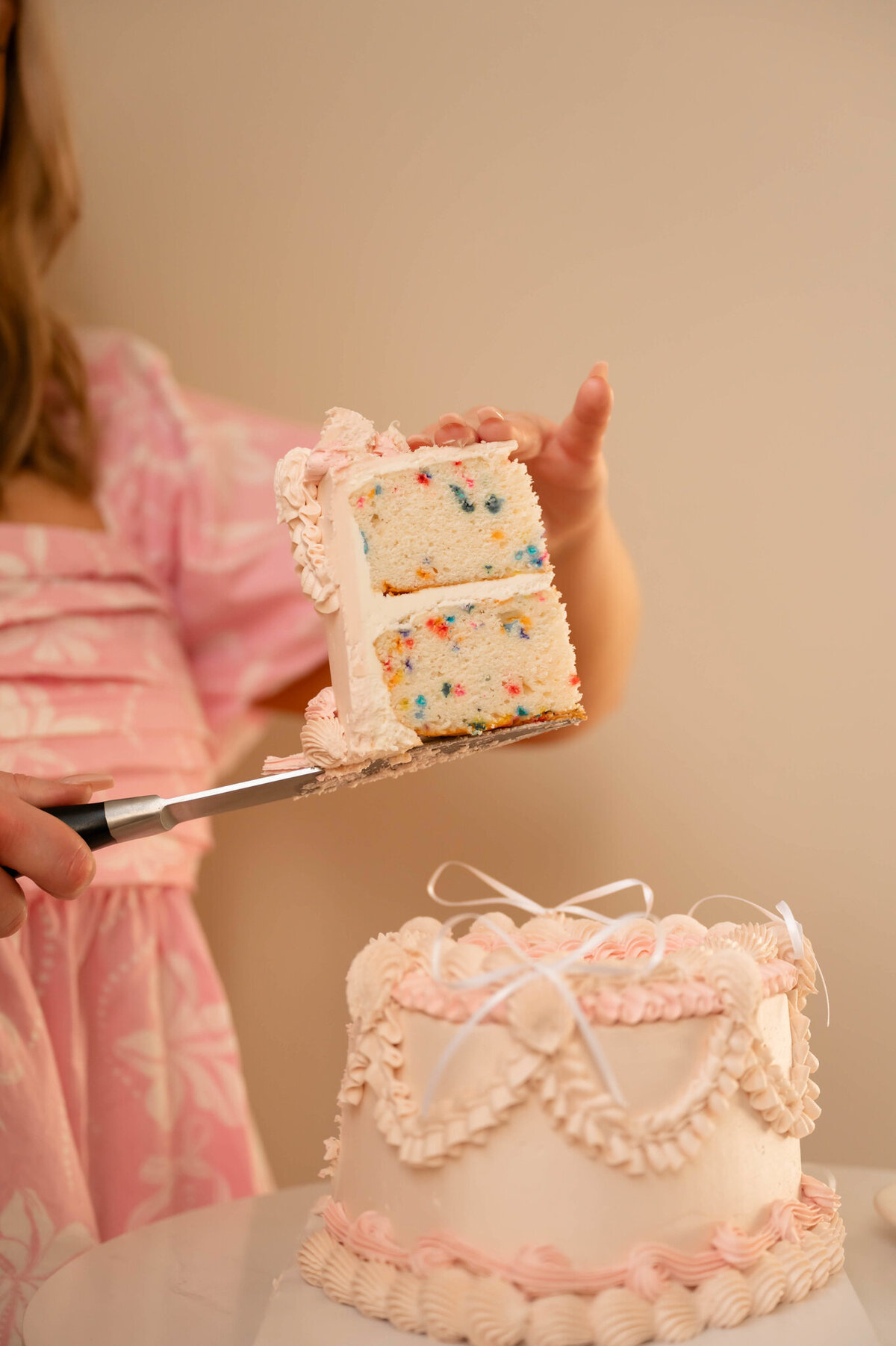 Sweets By Sue, classic cakes and desserts in Lethbridge, Alberta, featured on the Brontë Bride Vendor Guide.
