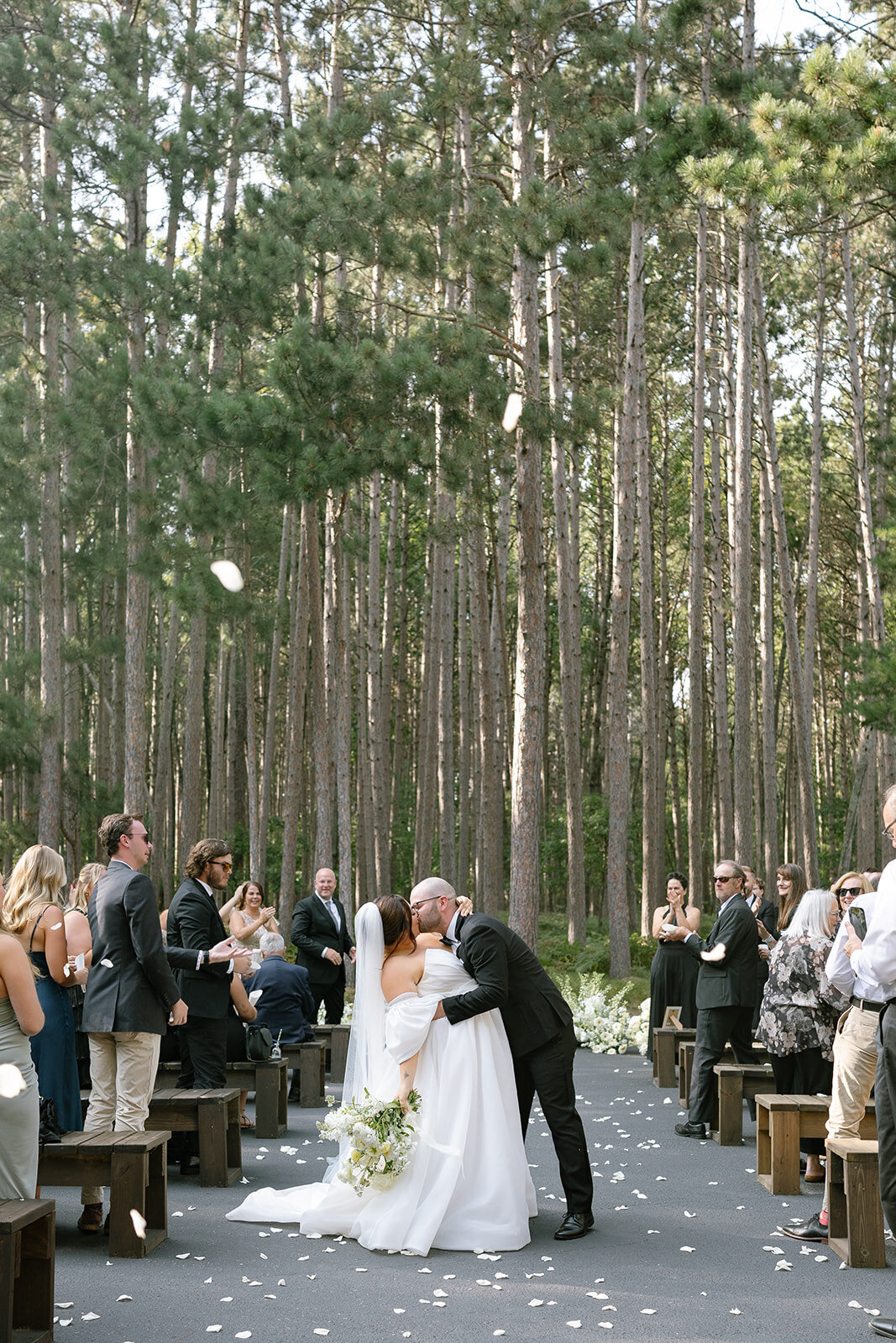 catalyst_nature_link_mn_wedding_loui_photography-46